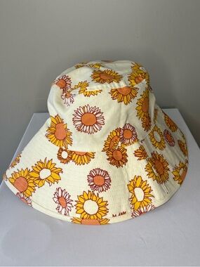 Sunflower Print Bucket Hat - Cream & Yellow